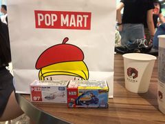 -泡泡玛特POPMART(国金街店)