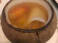 竹笙花胶蟹钳椰皇盅-金轩中餐厅 Jin Xuan(浦东丽思卡尔顿酒店)