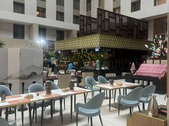 -朗丽兹自助餐厅