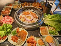 -梨花自助烤肉(乐宾店)