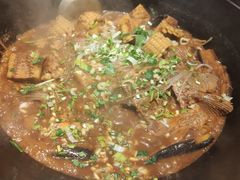 -山河屯铁锅炖(哈西站店)