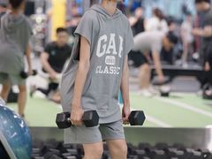-懒人Club健身(卓越时代广场店)