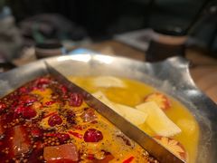 红颜花胶鸡锅-湊湊火锅·茶憩(杭州湖滨银泰in77店)