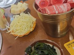 -黔有有贵州酸汤夺夺粉火锅(五味十字店)