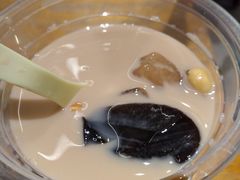 奶茶味燒仙草-八婆婆烧仙草(曾厝垵店)