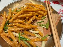 -肥肥虾庄·金牌油焖大虾(汉口城市广场店)