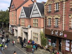 -钟书阁(松江泰晤士小镇店)