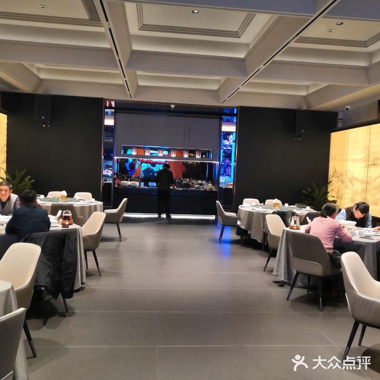 0元玩转这座城，今天应朋友邀，去玺宴品尝一下江浙菜