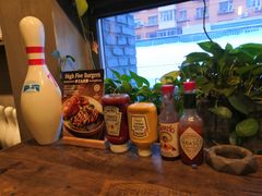 -HIGH FIVE哈福手工汉堡(桂林路店)