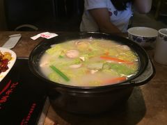 蛙蛙叫干锅年代(东直门簋街店)-蛙蛙叫干锅年代(簋街总店)