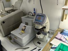 -新视达眼镜店·蔡司·依视路(名镜苑店)