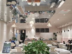 -钟书阁(群光广场店)