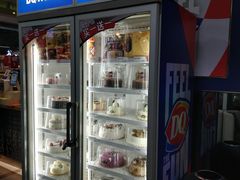 -DQ·蛋糕·冰淇淋(川沙东海岸店)