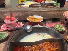 -周小明火锅(黑金冠社区店)