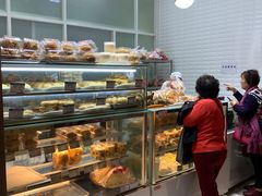 面包甜点陈列柜-白玉兰食品(甜云店)
