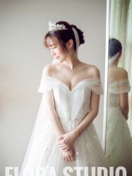 -Flora婚纱礼服定制租赁店