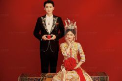 -雪中彩影婚纱摄影·微光艺术中心