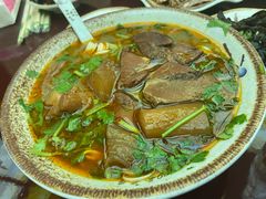 -金杨拉面王小吃面馆·牛三宝面·红烧牛肉粉