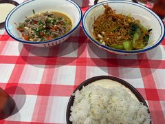 -笨豆腐居民楼菜馆•江西小炒(天津开发区店)