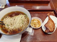 -百年老字号·观振兴蟹黄面·三虾面·苏式面(观前街富仁坊巷店)