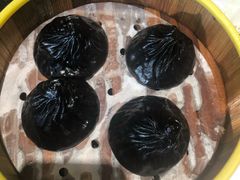黑松露汤包-蝴蝶里·粤菜·点心(龙湖天街&滨江店)