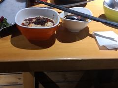 -洪氏嗨捞·广东猪肚鸡·椰子鸡火锅(西咸万象城店)