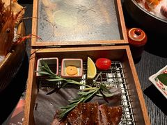 -花潮料理艺食馆(成都万象城店)