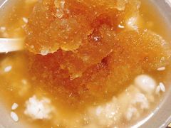 -渝嘴小老弟老火锅(华新村店)