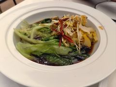 -品海楼·大连海胆锅贴馆(东港店)