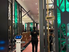 -新白鹿餐厅(爱琴海购物中心店)