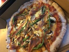-Gather pizza