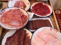 -喜悦小串丹东小黄牛海鲜烧烤大排档(民主广场店)