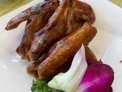 红烧乳鸽-添好运点心专门店(百老汇店)