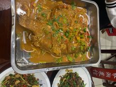 -湖南人家湘菜馆(镇江路店)