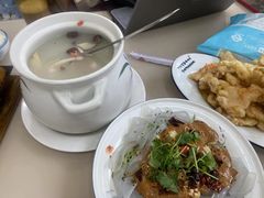 -老码头黑皮肘子锅包肉(文政街店)