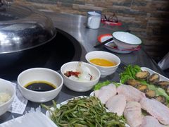 -70後铁锅炖(坡博总店)