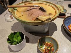 -半山腰·云南菜(侨福芳草地店)