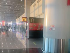 -麦当劳(鄂尔多斯机场店)