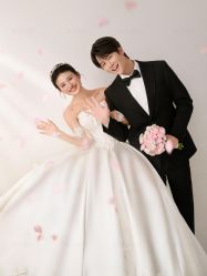 -雅云婚纱摄影工作室旗舰店