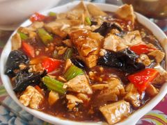 -何适山庄 ·可团建(水长城P2停车场店)