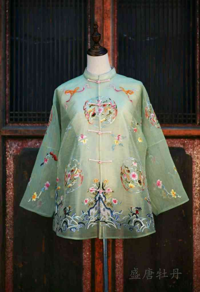 盛唐牡丹-"一直不是对中式服装很感冒,但是今天跟朋友.