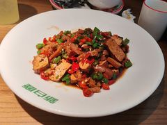 -新白鹿餐厅(滨江银泰店)