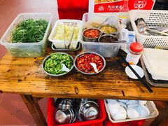 -光头仔烧鸡牛杂店