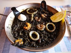 墨鱼海鲜饭-Gustos Bcn Comtal