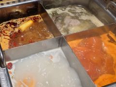 -巴渝瓦肆重庆鲜火锅(宝龙环湖店)