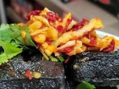 -黑色经典臭豆腐·湖南特产(步行街店)