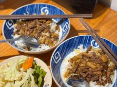 -红猪卤肉饭(大西洋美食城店)