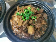 农家笋干烧肉-临街徽菜馆·正宗黄山味