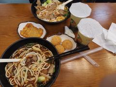 -鑫花溪牛肉米粉(凤凰街创始总店)