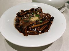 响油鳝丝-蝶园·装修中(BFC外滩金融中心店)